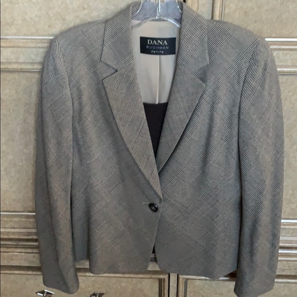 EUC Dana BUCHMAN Blazer & matching silk shirt - Picture 5 of 12